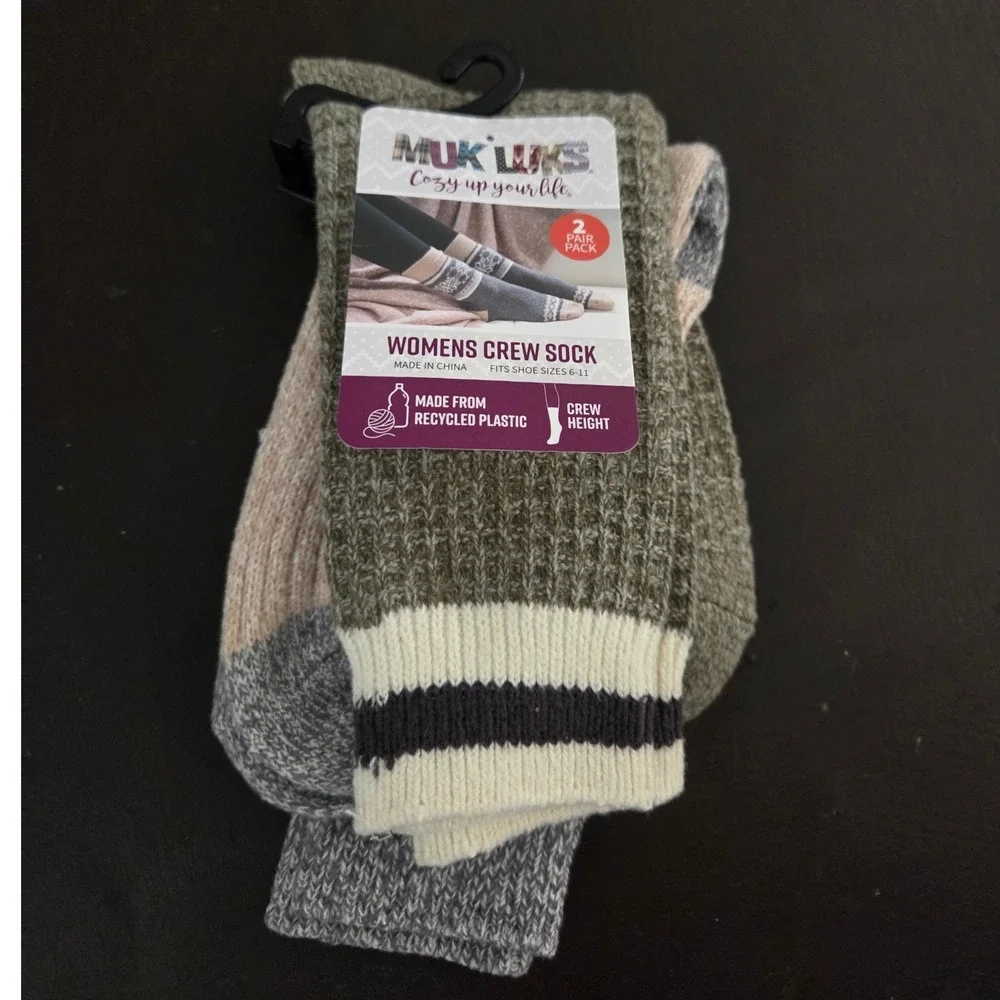 Muk Luks Womens Crew Socks 2 Pair Pack‎ Recycled Green Tan Size 6-11 NEW